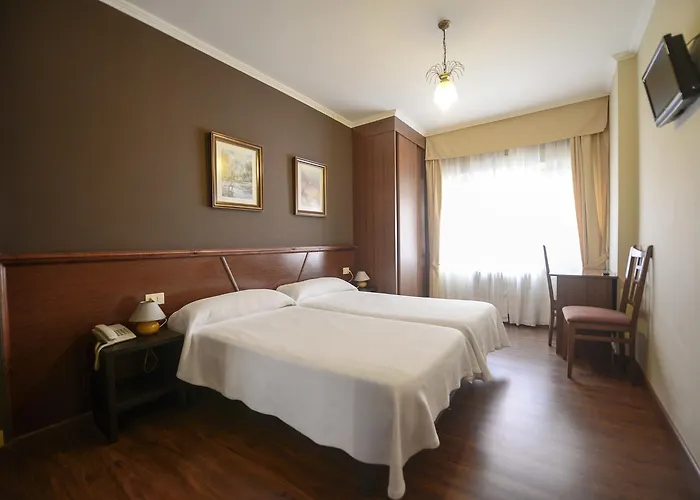 Hospedaxe A Konukevi 3*